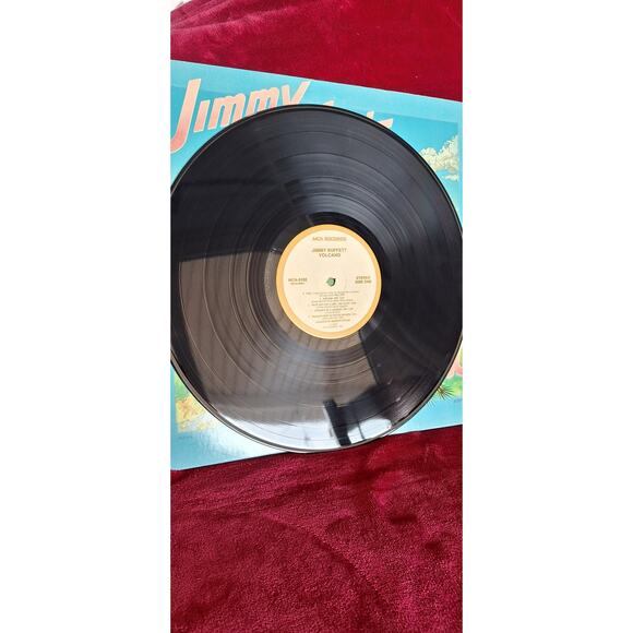 Jimmy Buffett Volcano- original '79 vinyl LP record- VG+/VG+ plays excellent! - Picture 1 of 11